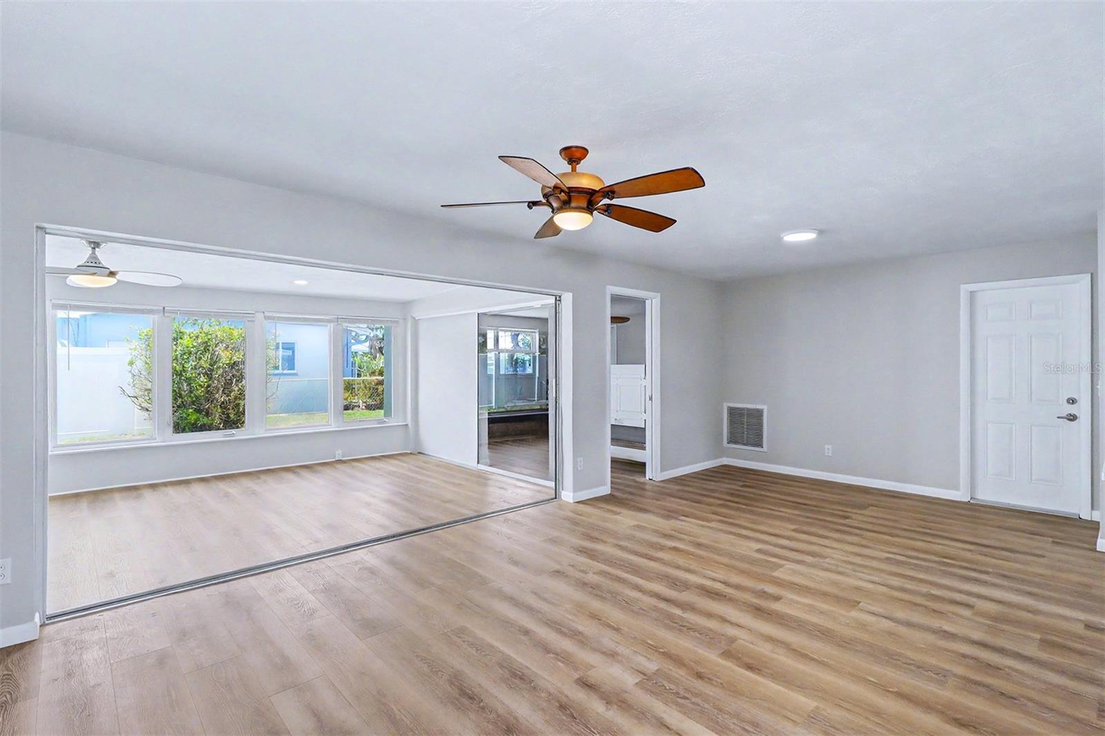 RIVIERA THE - Residential