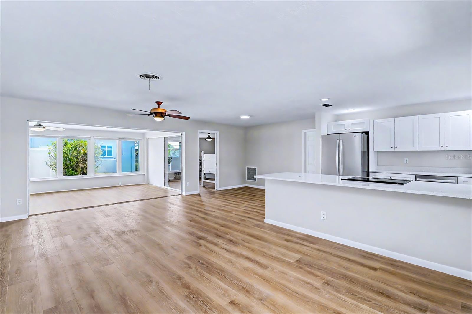 RIVIERA THE - Residential