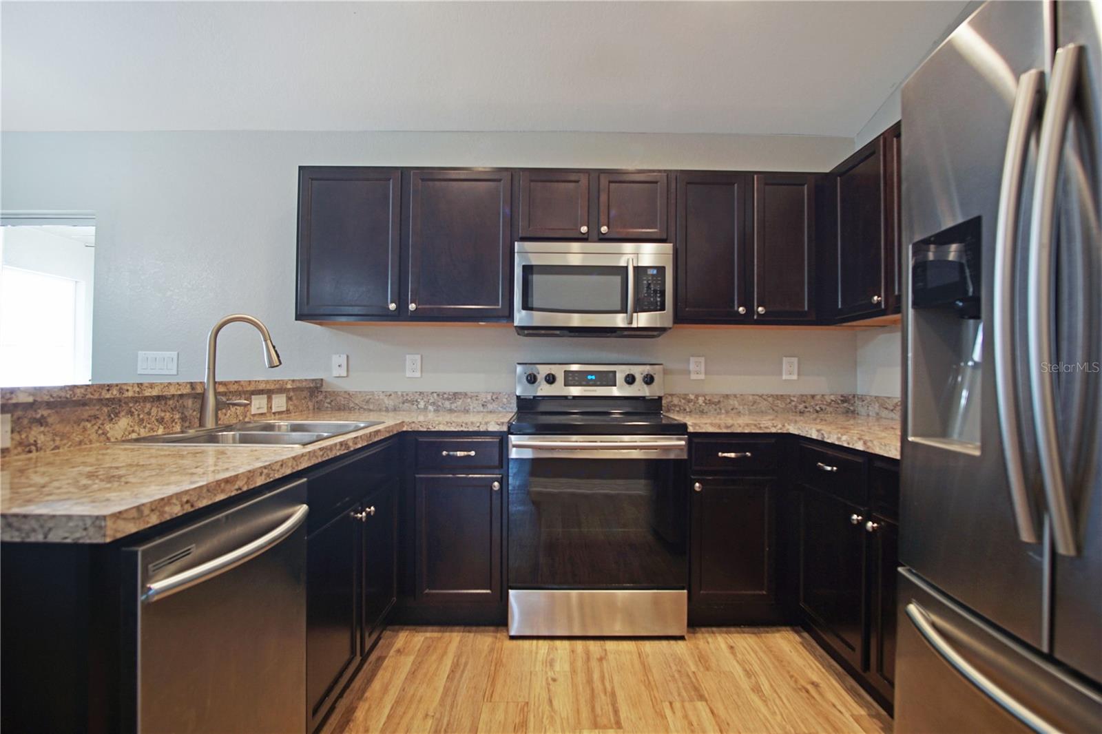 HIGHLAND MEADOWS 4B - Residential Lease