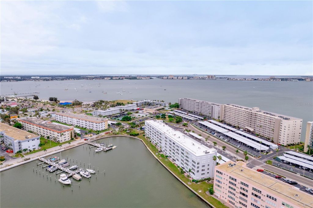 Photo of 5925 Shore Boulevard S #606, Gulfport, FL 33707 (MLS # C7516493)