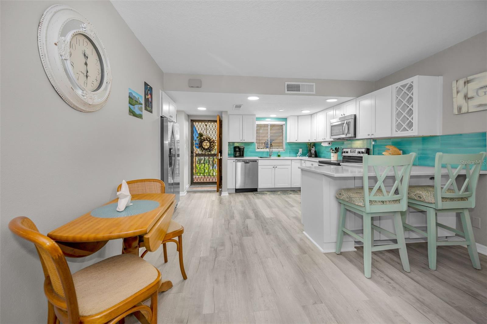 TARPON POINT CONDO - Residential