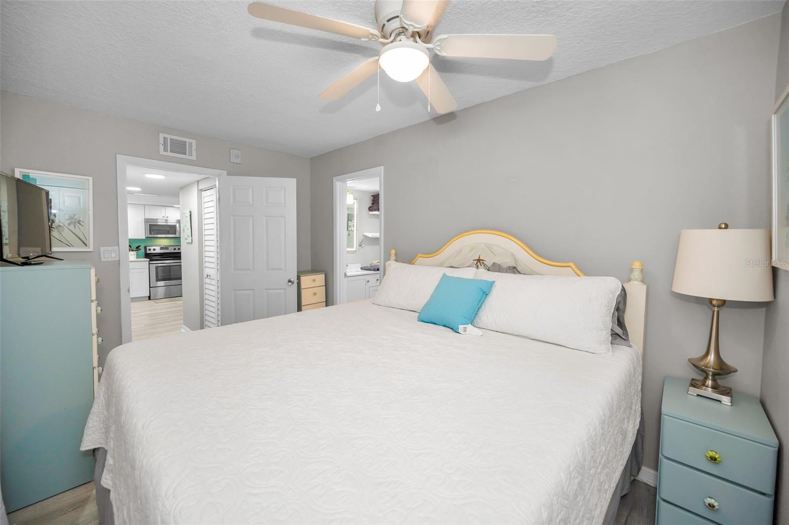 TARPON POINT CONDO - Residential