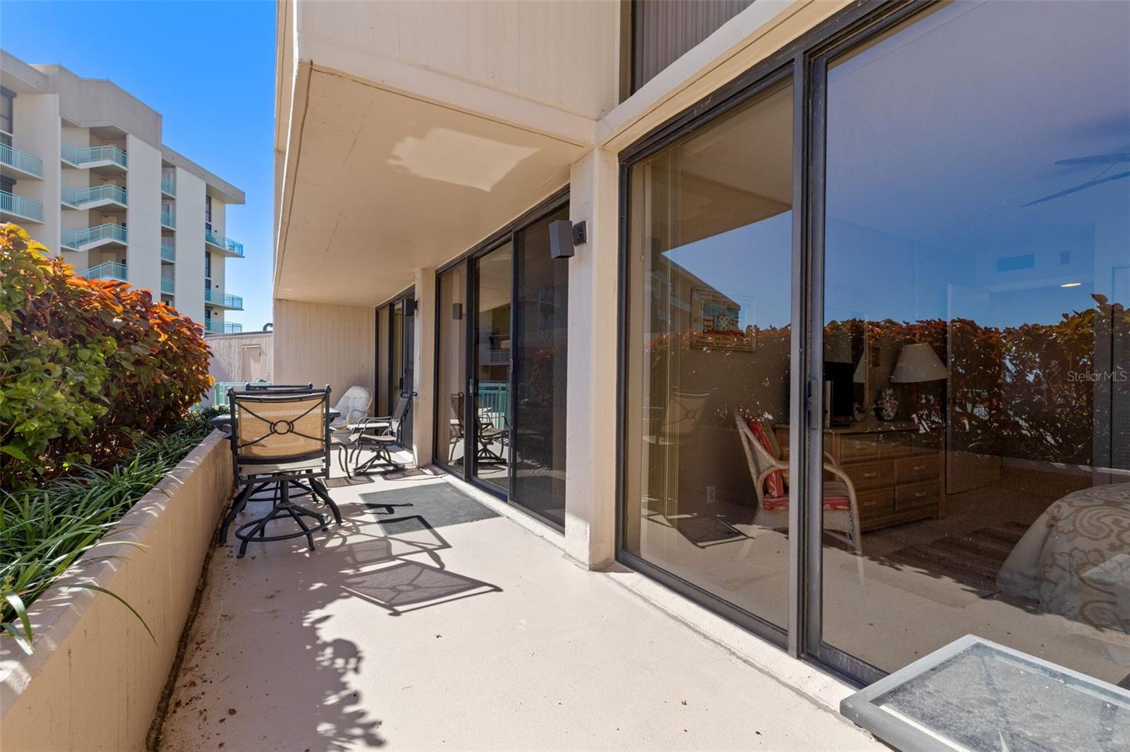 KEY CAPRI CONDO - Residential