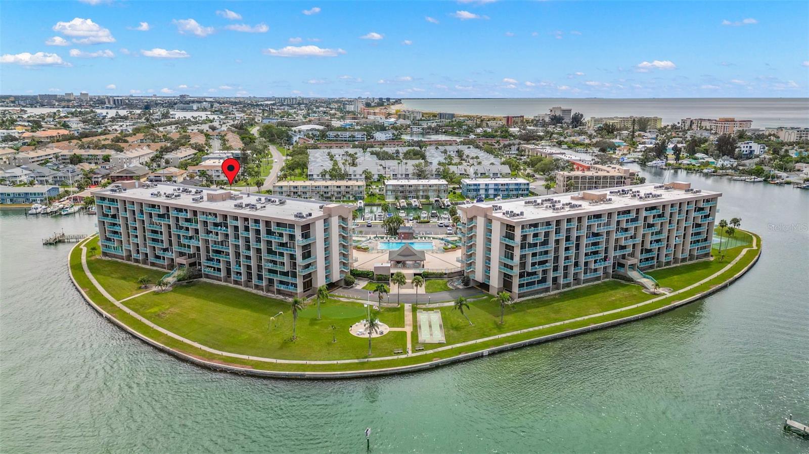 KEY CAPRI CONDO - Residential
