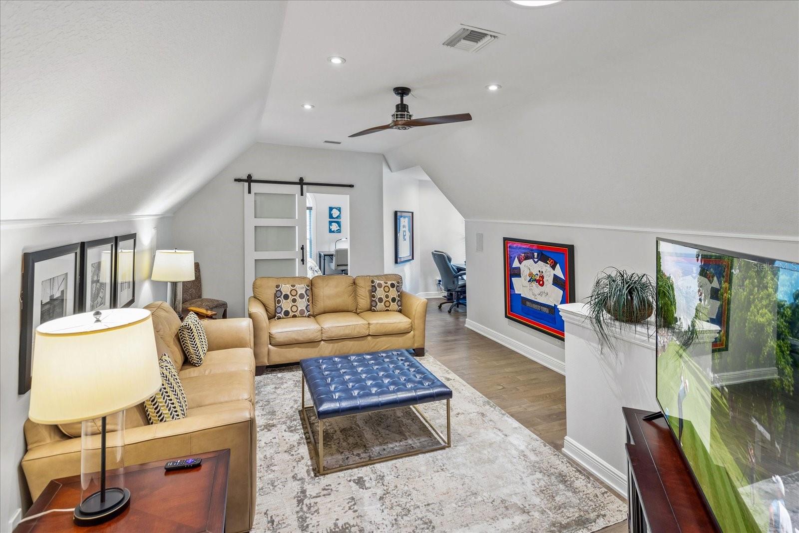 KEENES POINTE - Residential