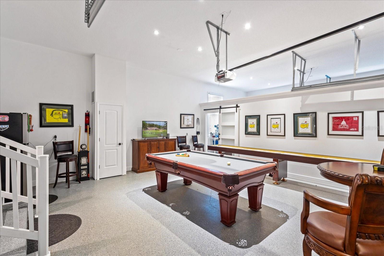 KEENES POINTE - Residential