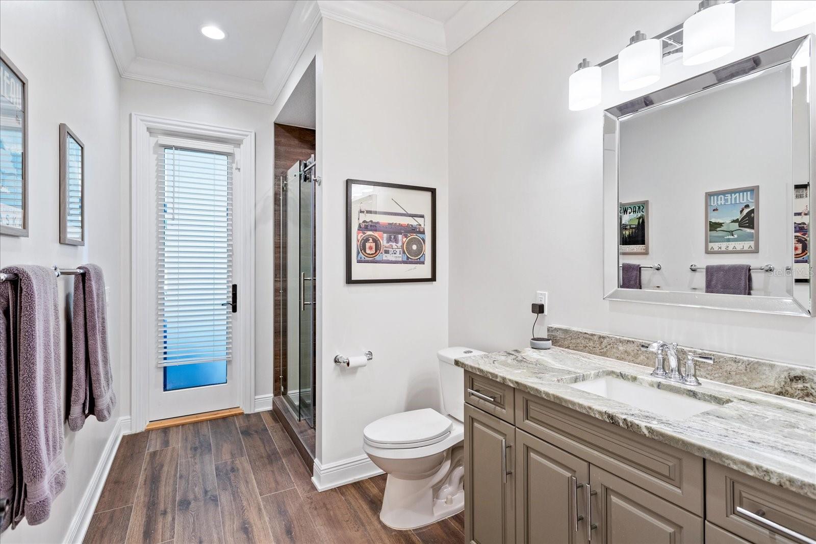 KEENES POINTE - Residential