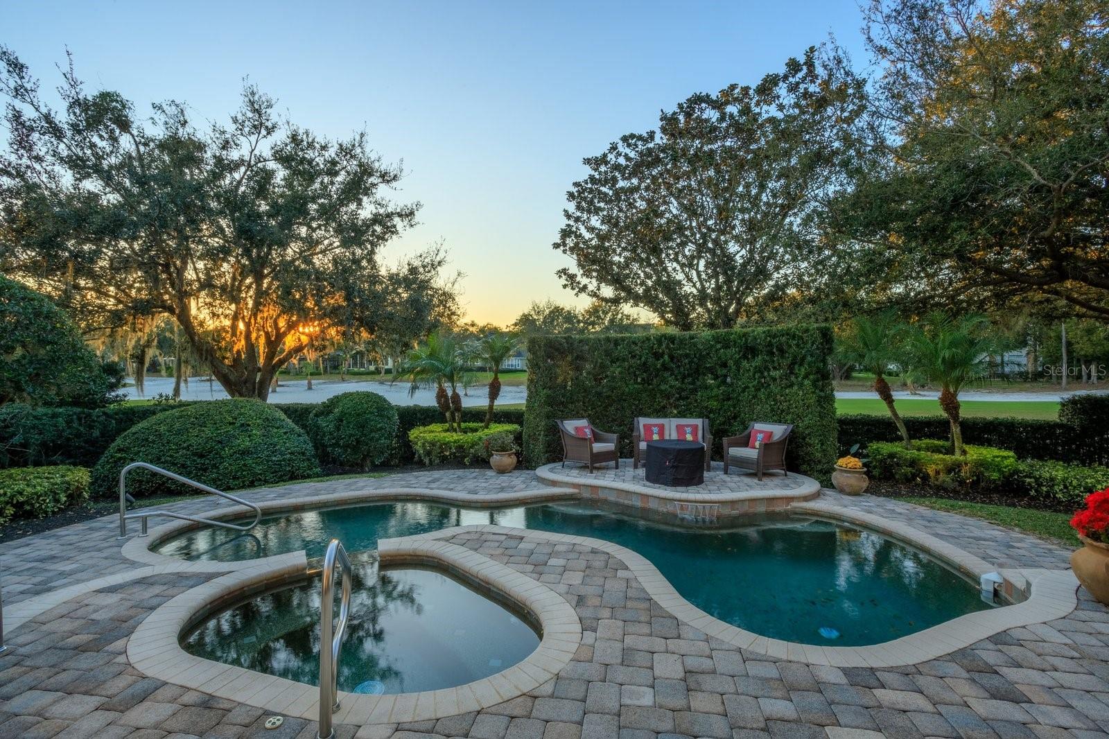 KEENES POINTE - Residential