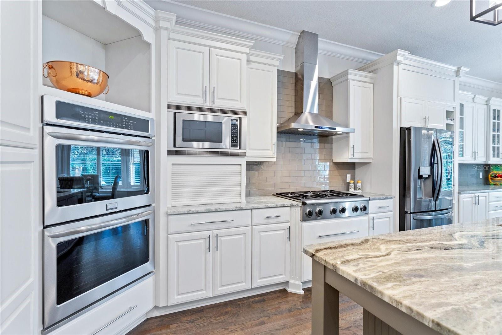 KEENES POINTE - Residential