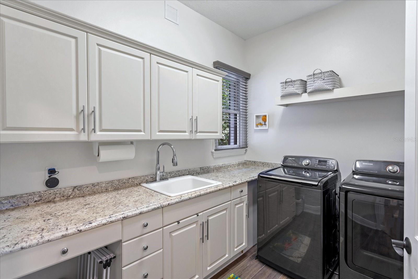 KEENES POINTE - Residential