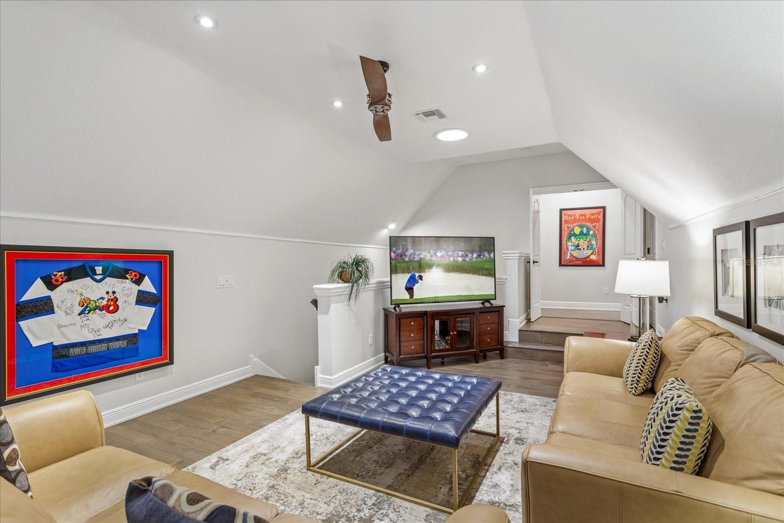 KEENES POINTE - Residential