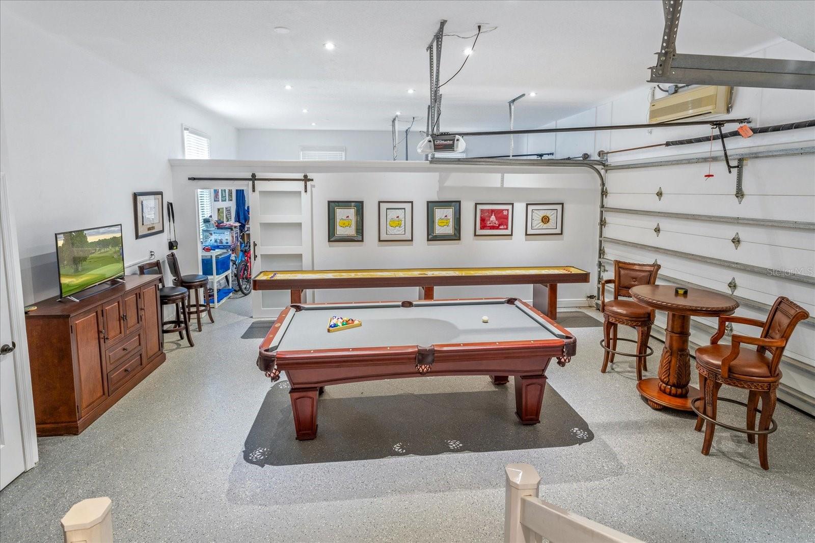 KEENES POINTE - Residential