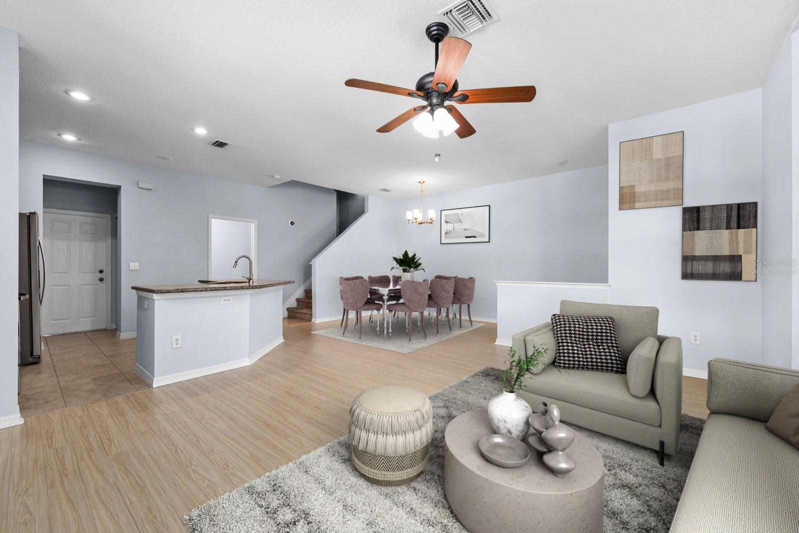 7435 ARLINGTON GROVE CIRCLE