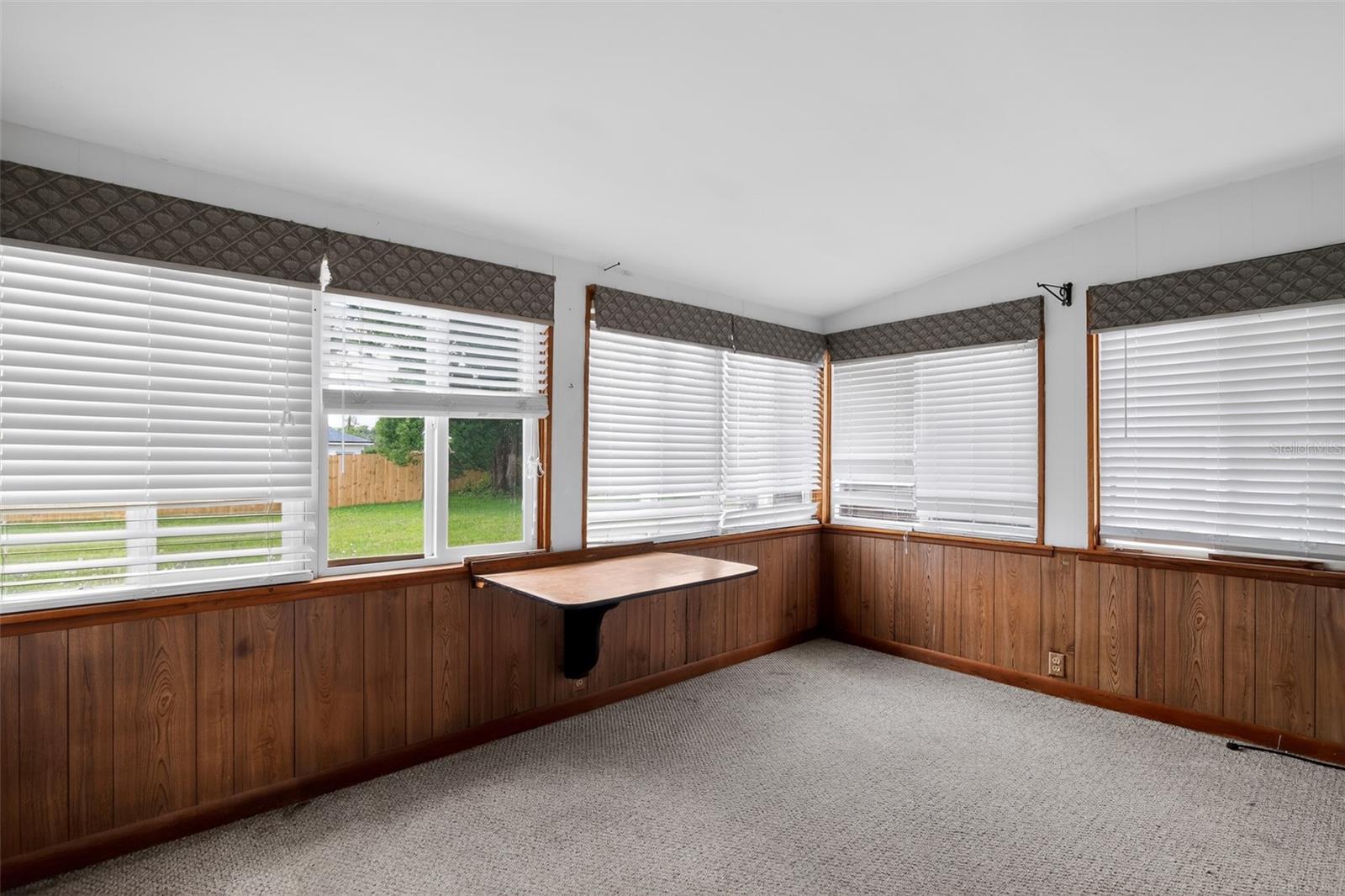 MARION OAKS UN 01 - Residential