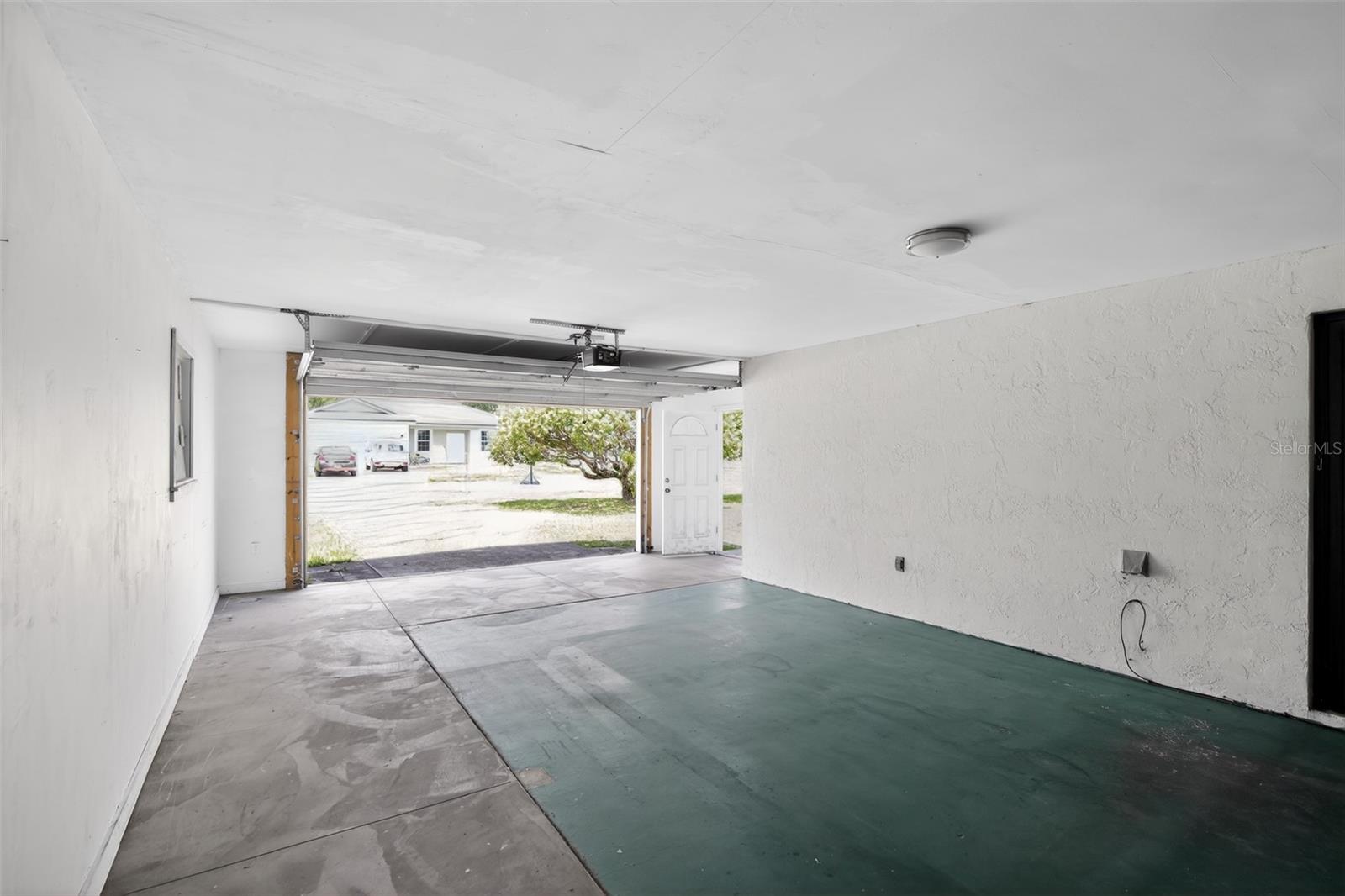 MARION OAKS UN 01 - Residential