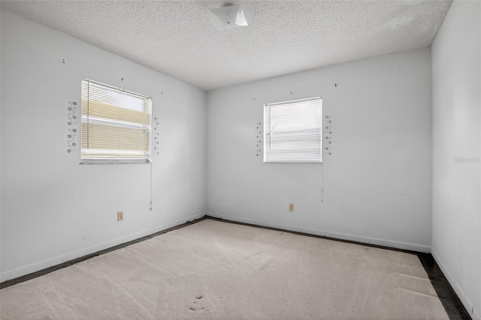 MARION OAKS UN 01 - Residential