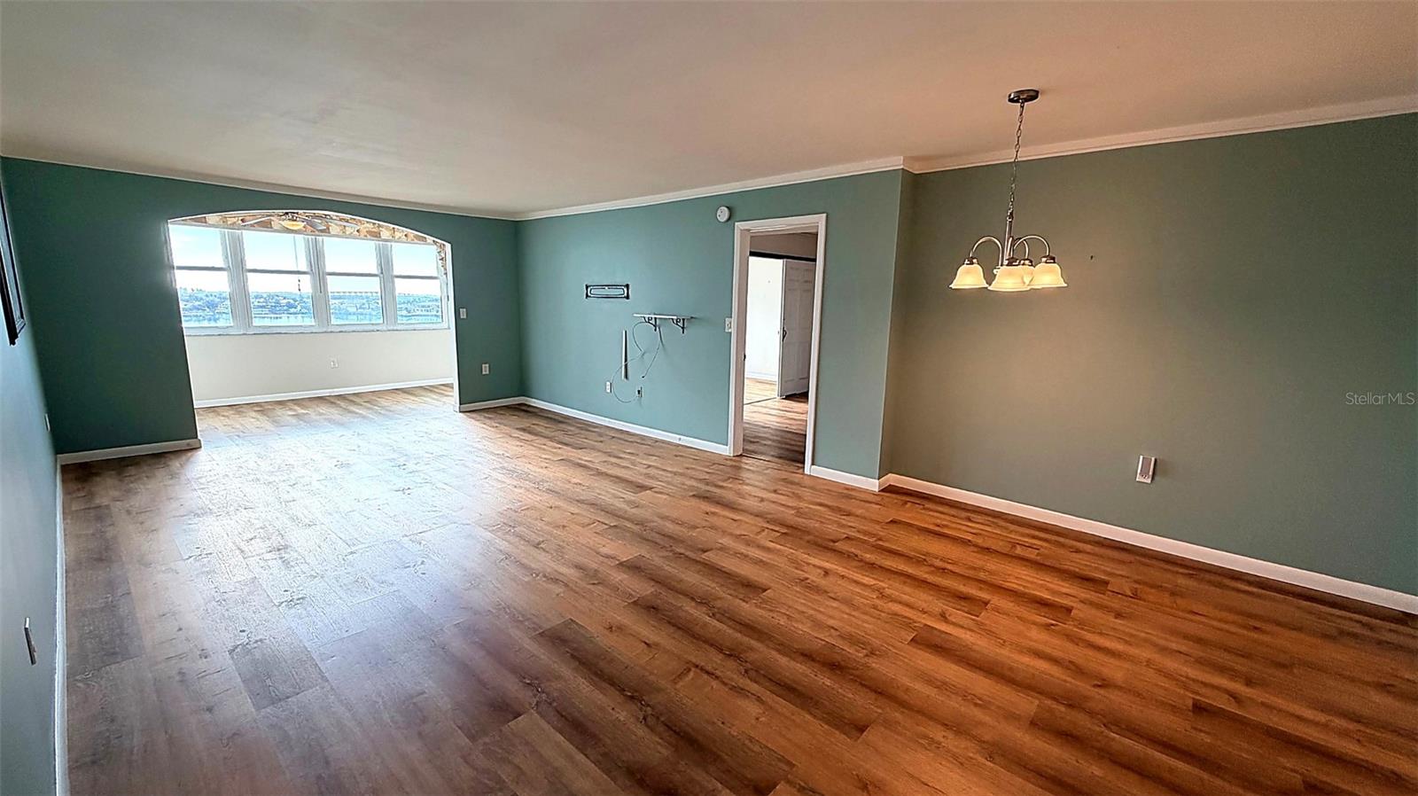 5130 BRITTANY DRIVE S 807