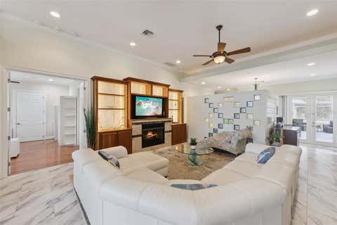 Tiny photo for 12128 Lakeshore Drive, Clermont, FL 34711 (MLS # O6409257)