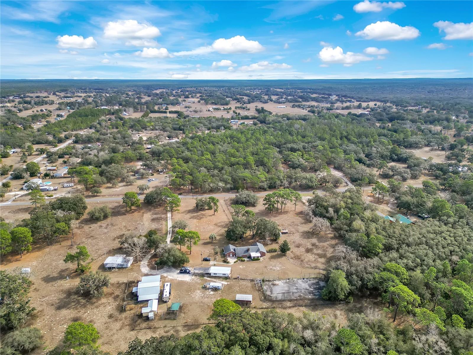 5520 S PINE TREE POINT