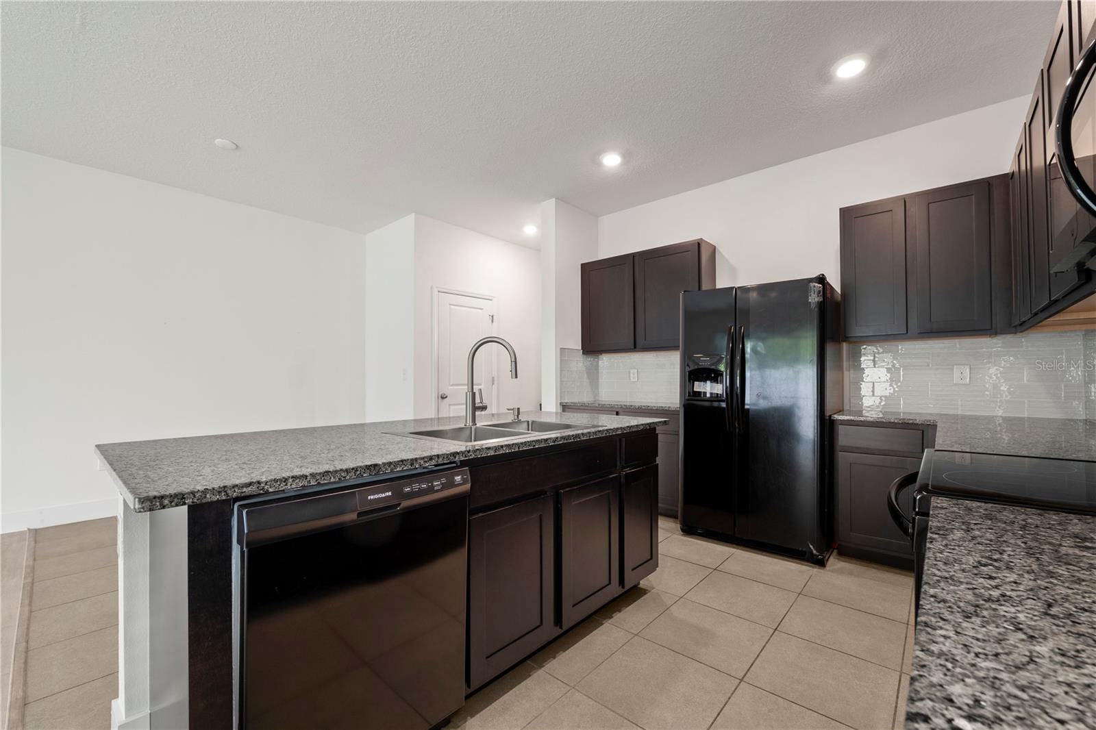 SOUTH BRANCH PRESERVE 1 - Residential Lease