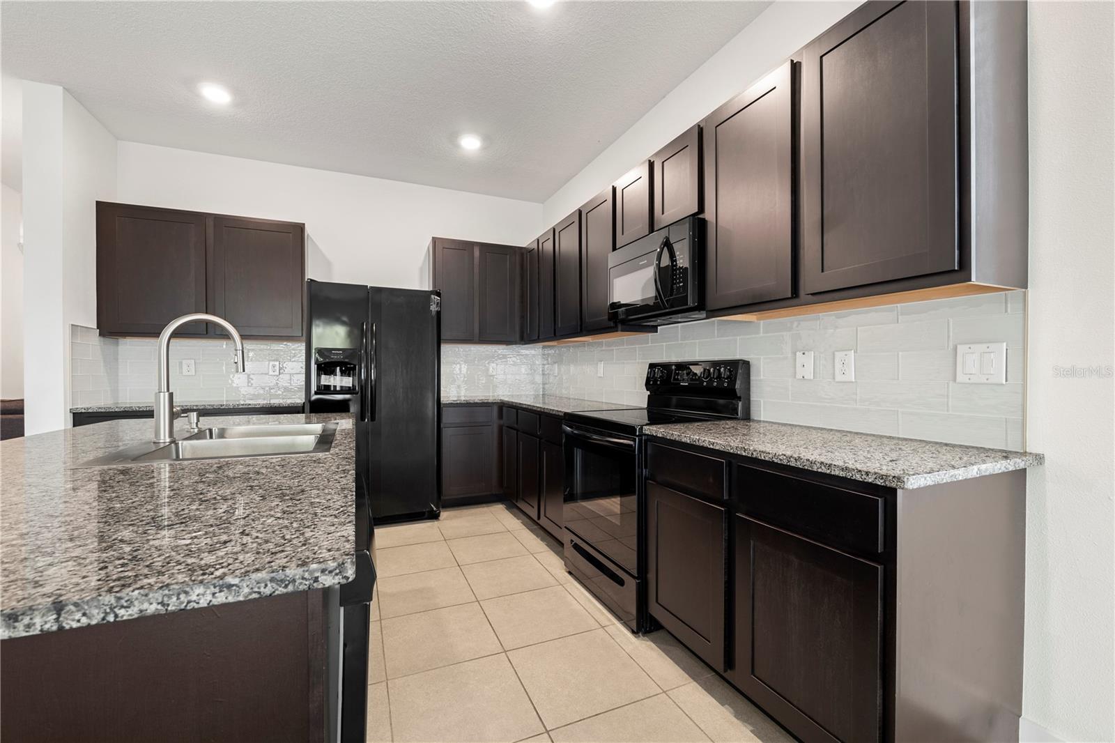 SOUTH BRANCH PRESERVE 1 - Residential Lease