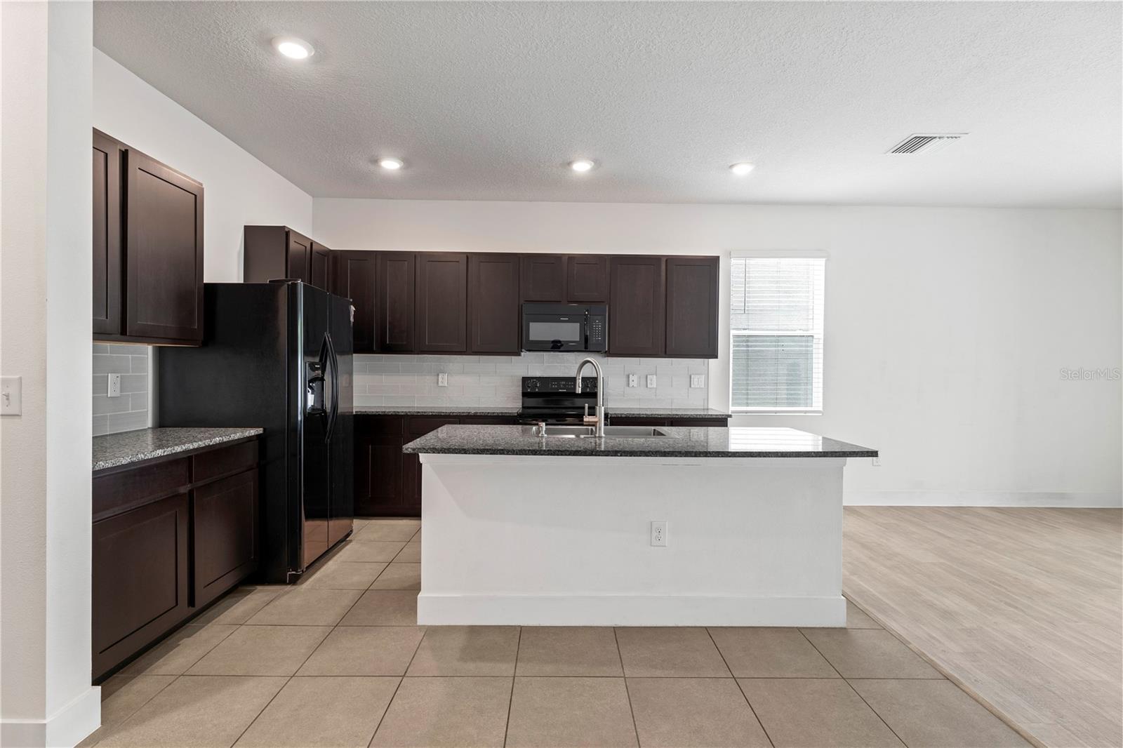 SOUTH BRANCH PRESERVE 1 - Residential Lease
