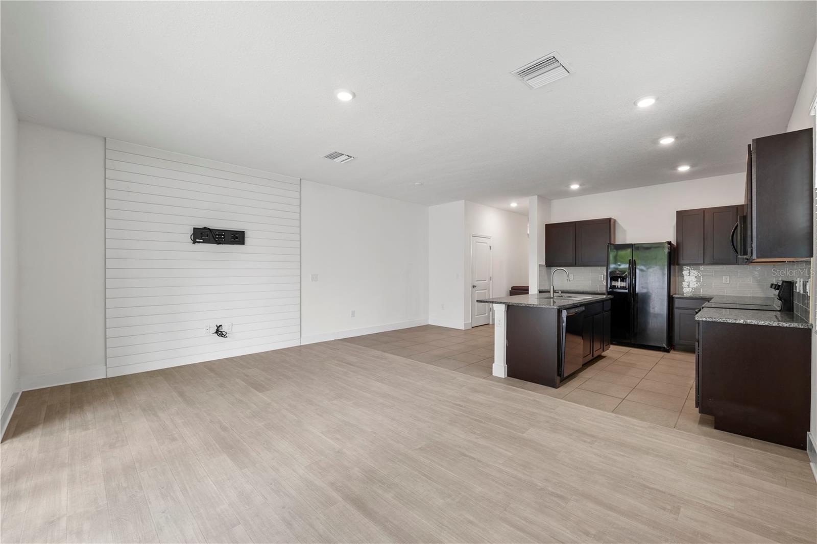 SOUTH BRANCH PRESERVE 1 - Residential Lease