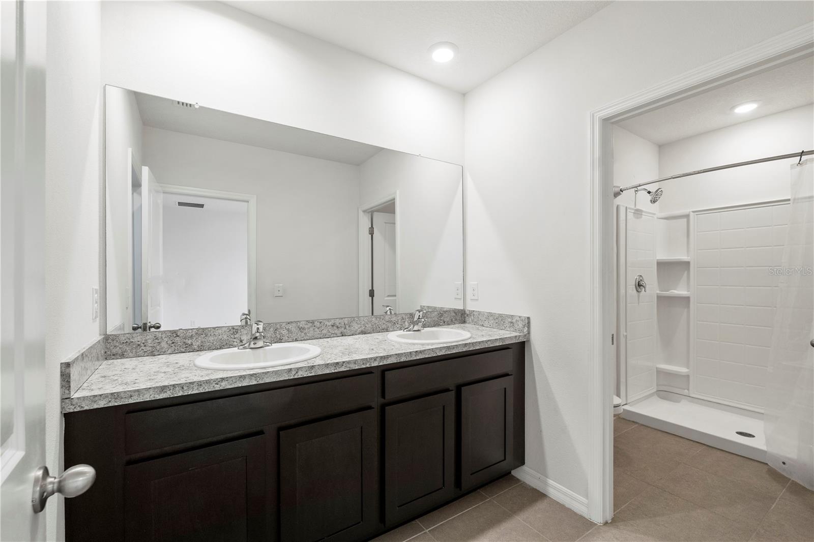 SOUTH BRANCH PRESERVE 1 - Residential Lease