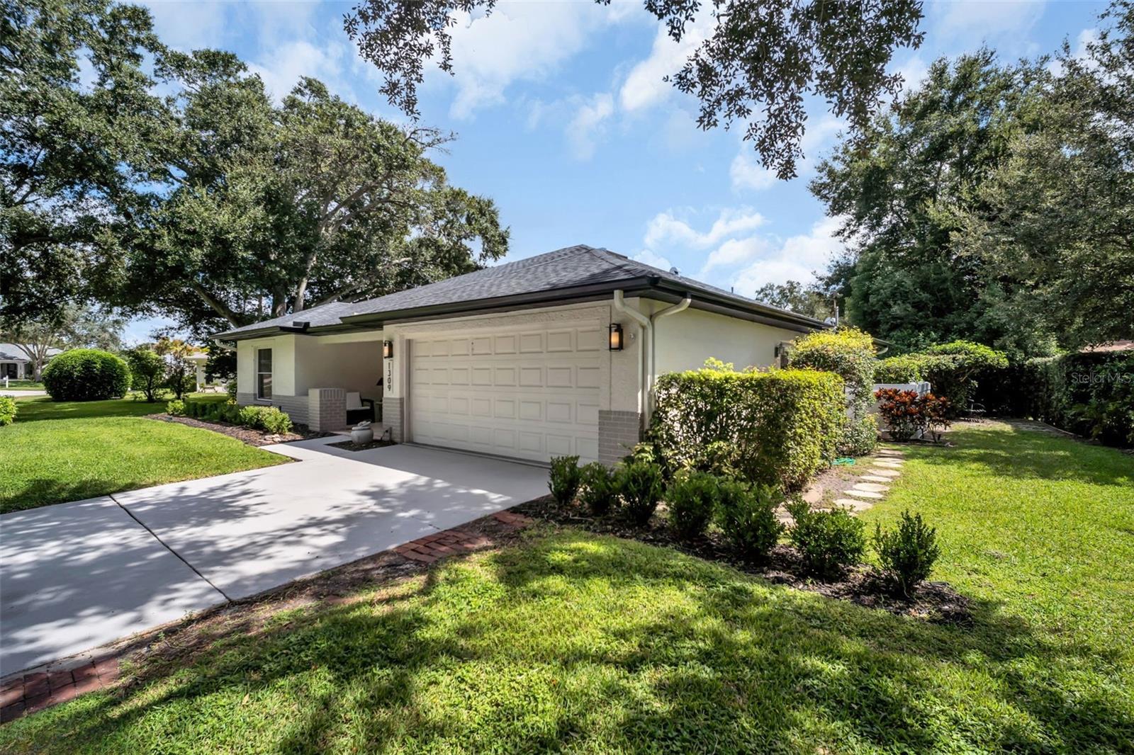 1309 GILLESPIE DRIVE