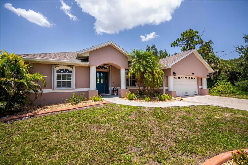 Photo of 113 Red Cedar Park, Rotonda West, FL 33947 (MLS # C7527544)