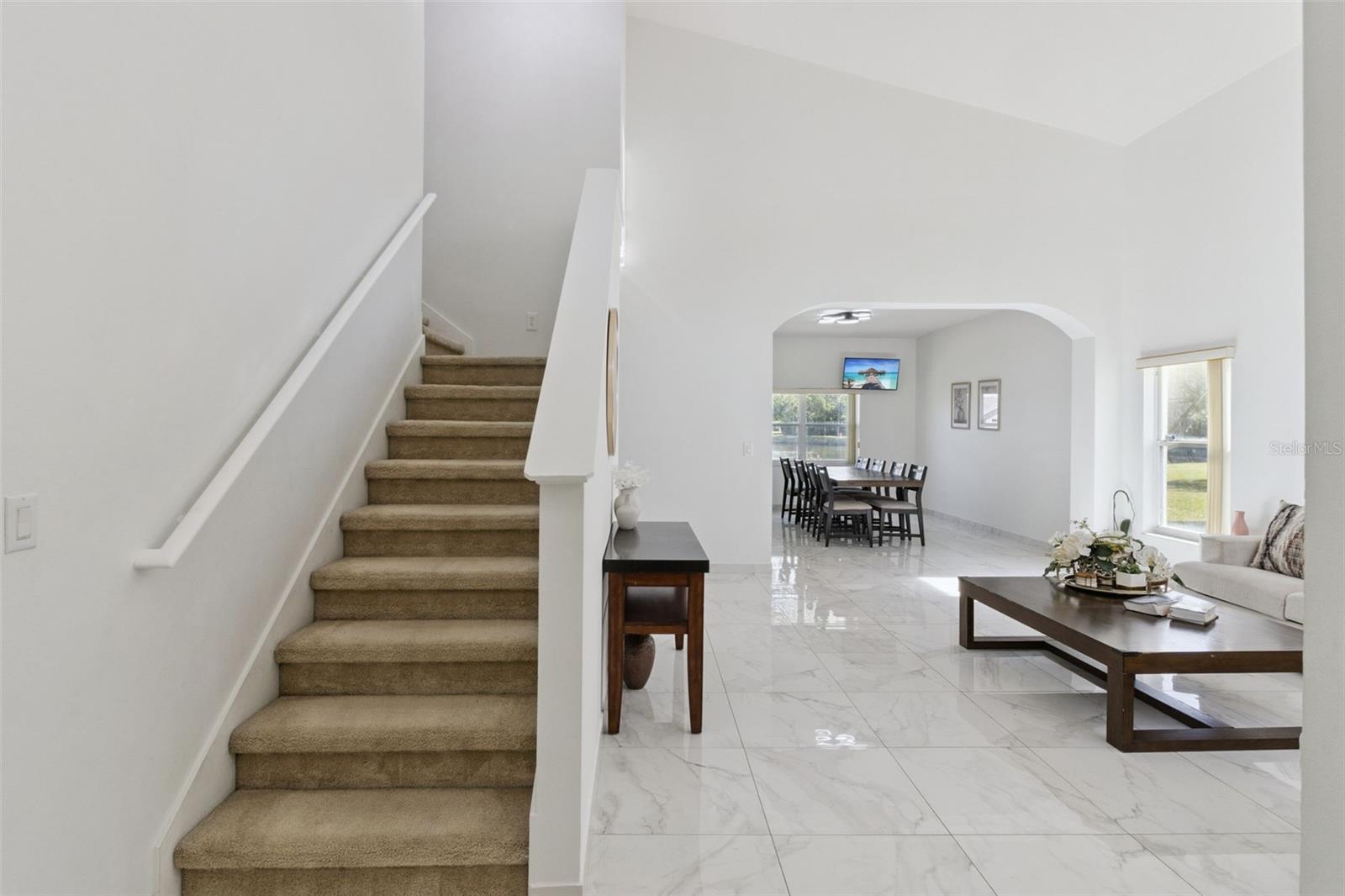 2676 PATRICIAN CIRCLE