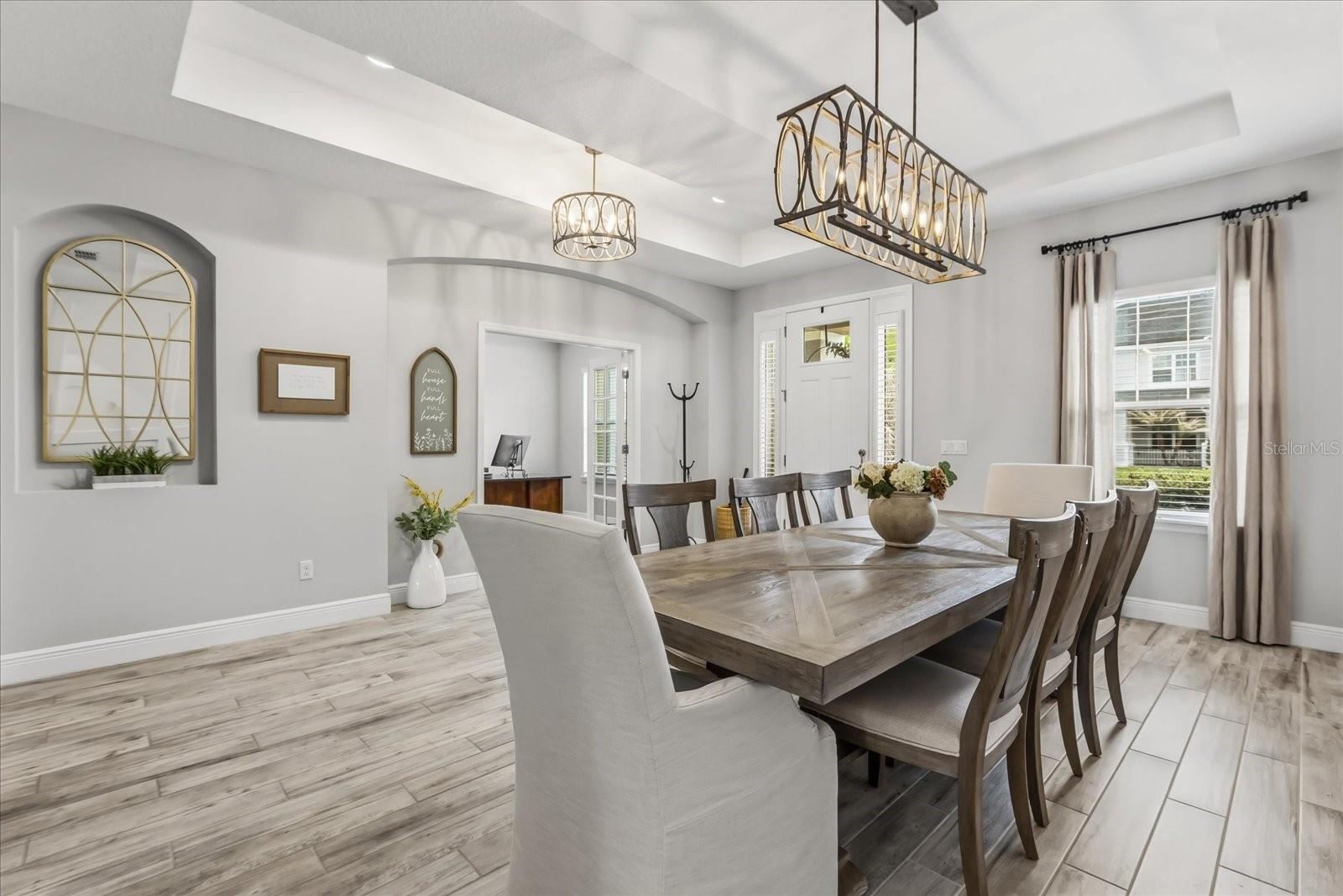 1169 FIELDSTONE CIRCLE