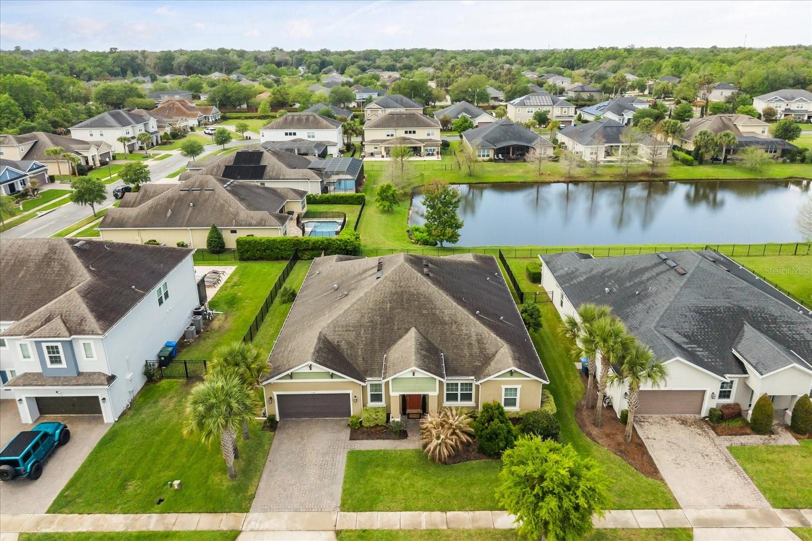 RETREAT AT LAKE CHARM - Residential