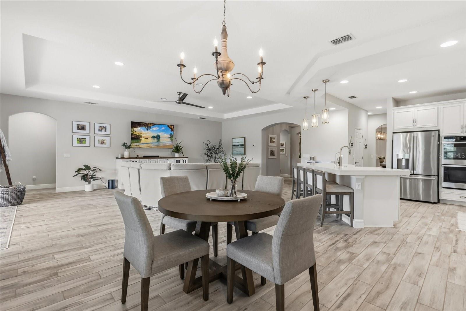 RETREAT AT LAKE CHARM - Residential