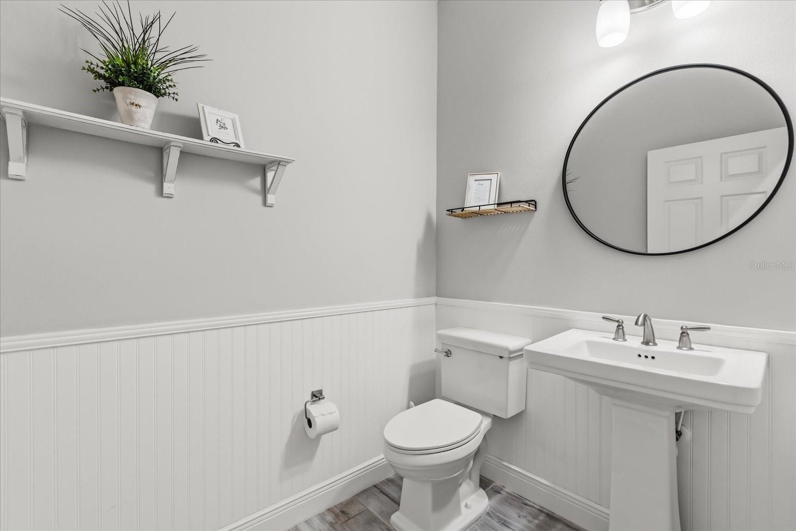 RETREAT AT LAKE CHARM - Residential