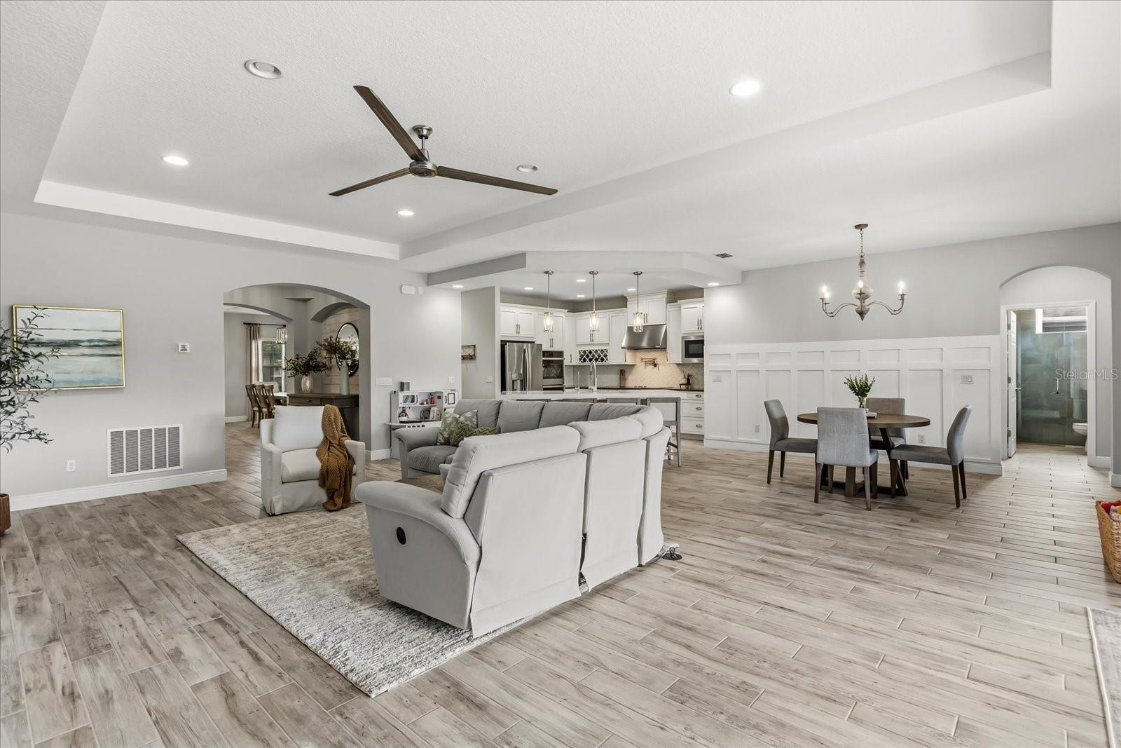 RETREAT AT LAKE CHARM - Residential