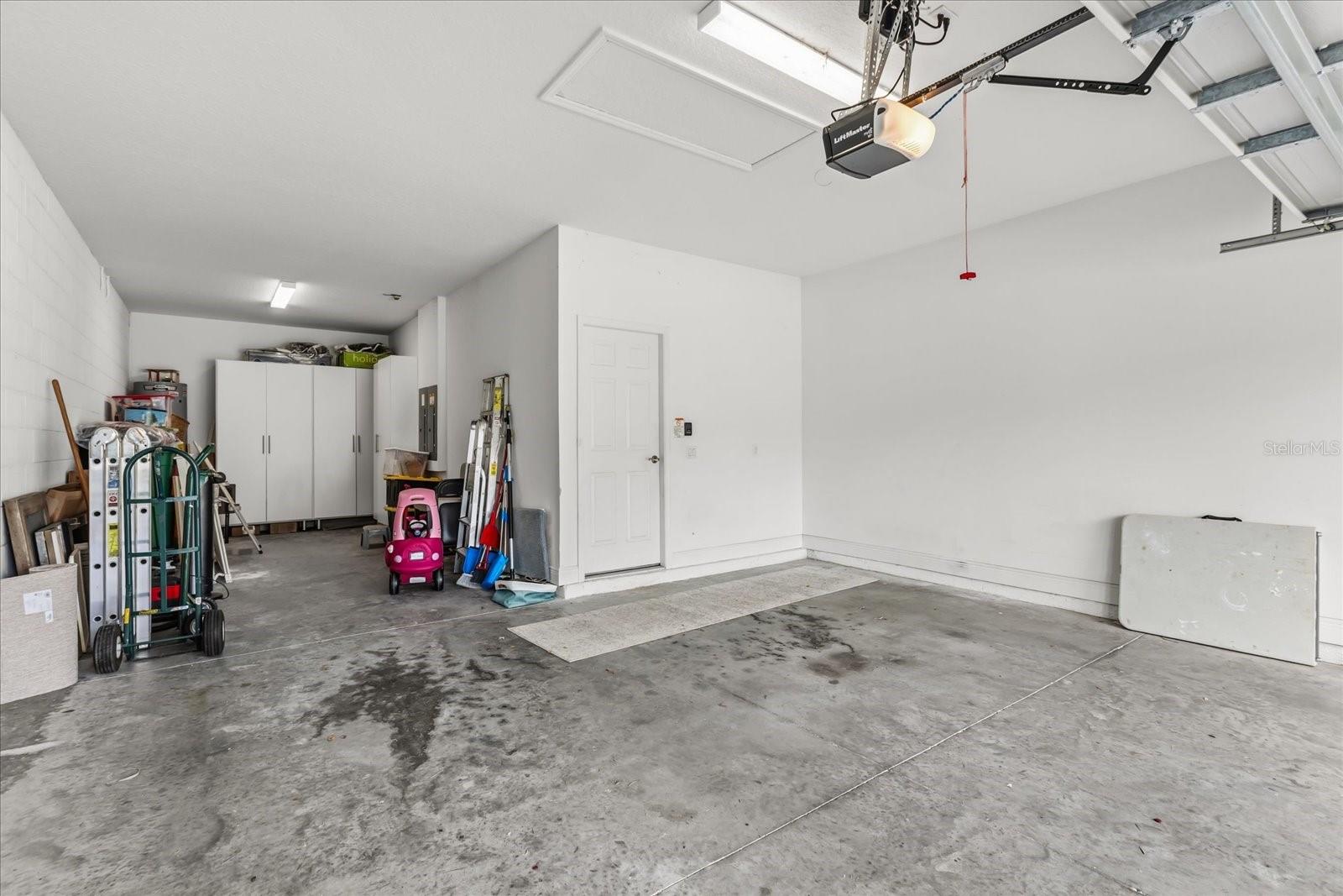 RETREAT AT LAKE CHARM - Residential