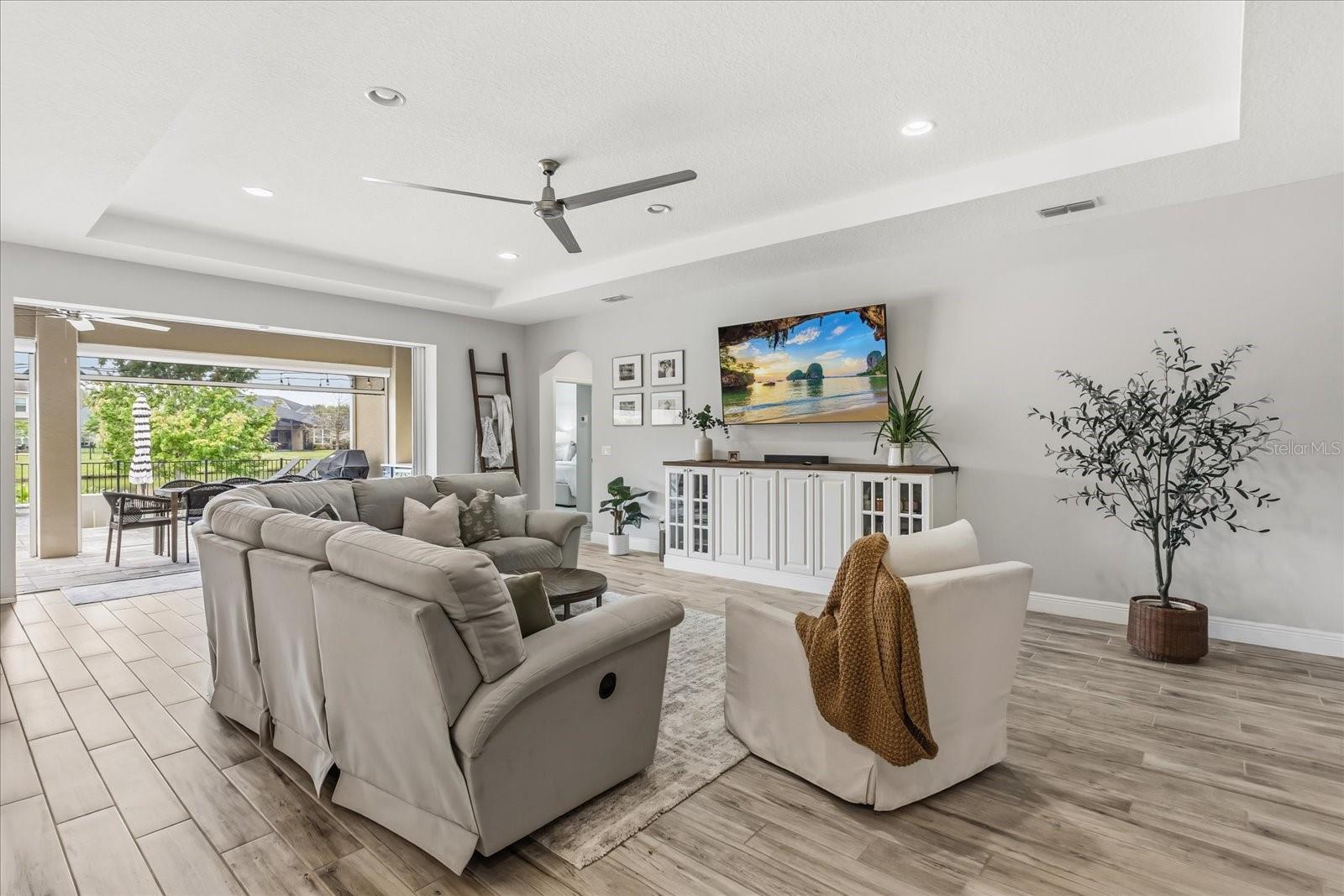 RETREAT AT LAKE CHARM - Residential