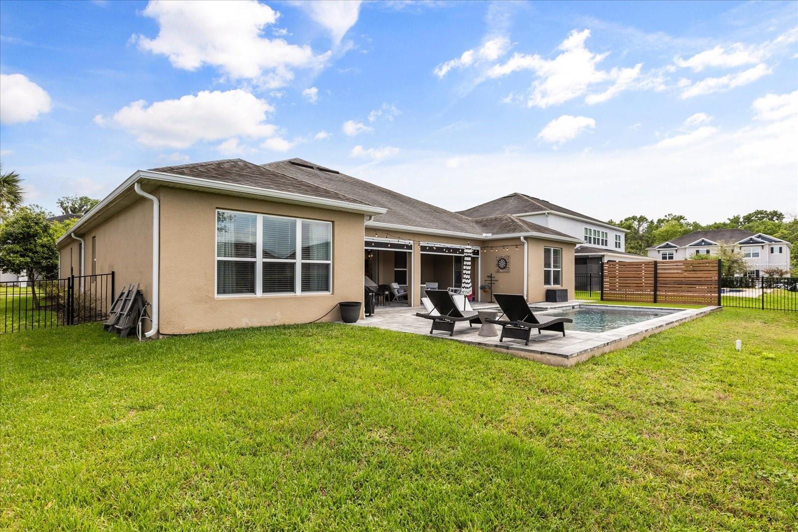 RETREAT AT LAKE CHARM - Residential