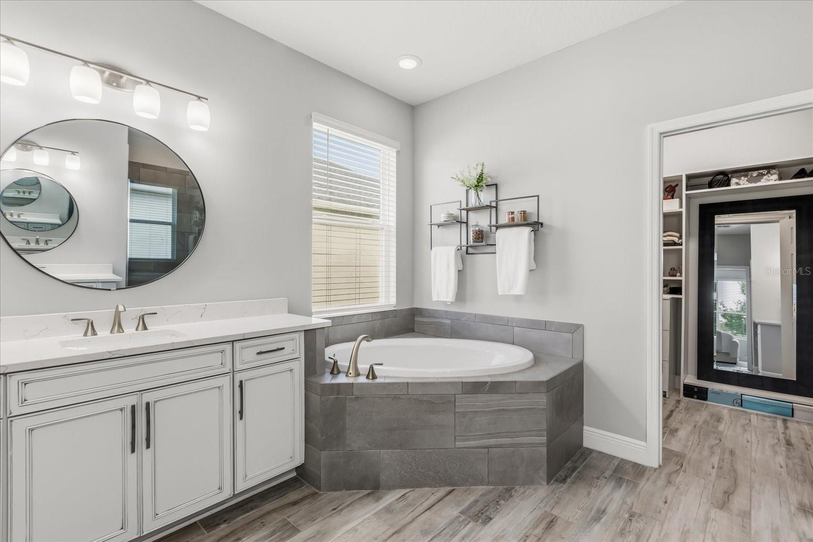 RETREAT AT LAKE CHARM - Residential