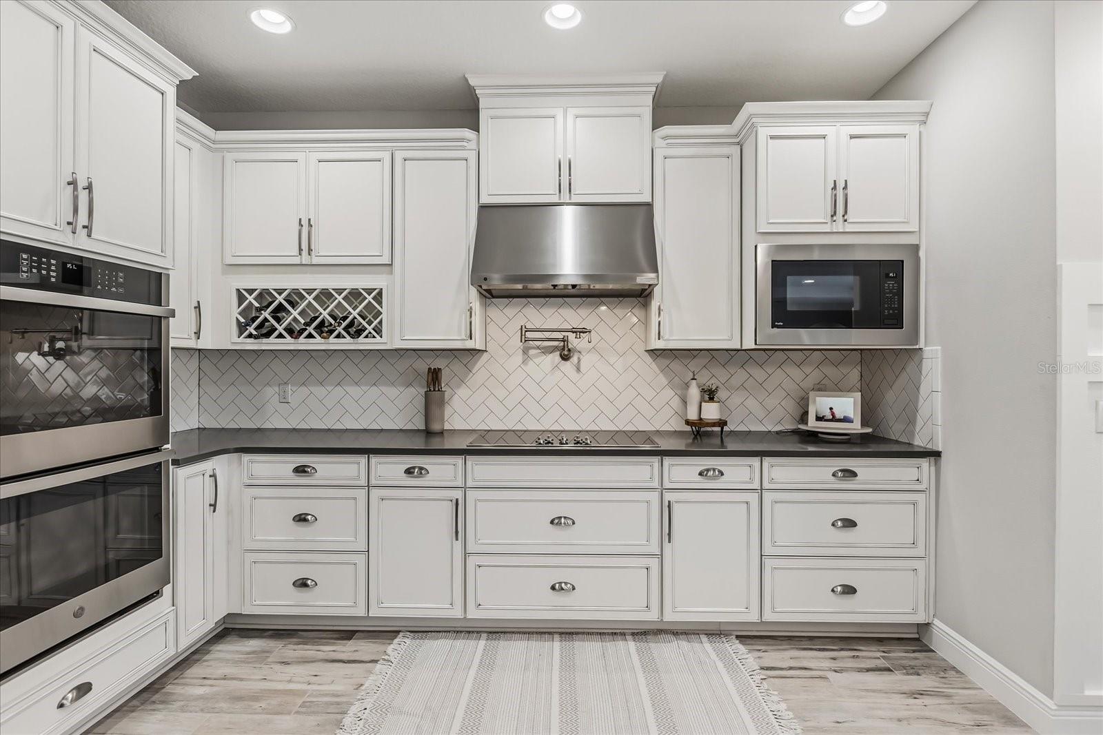 RETREAT AT LAKE CHARM - Residential