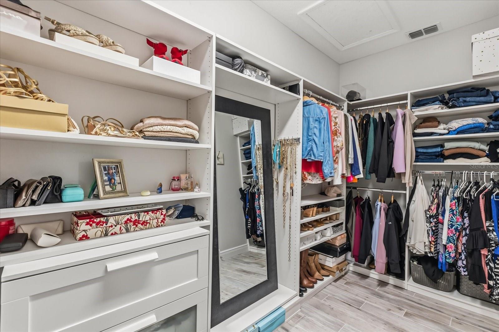 RETREAT AT LAKE CHARM - Residential