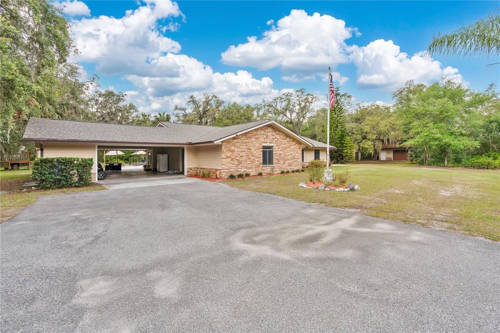 Photo of 4410 Mildred Bass Road, Saint Cloud, FL 34772 (MLS # S5139801)