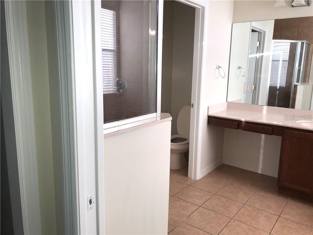 LIVE OAK RESERVE UNIT THREE - Residential Lease