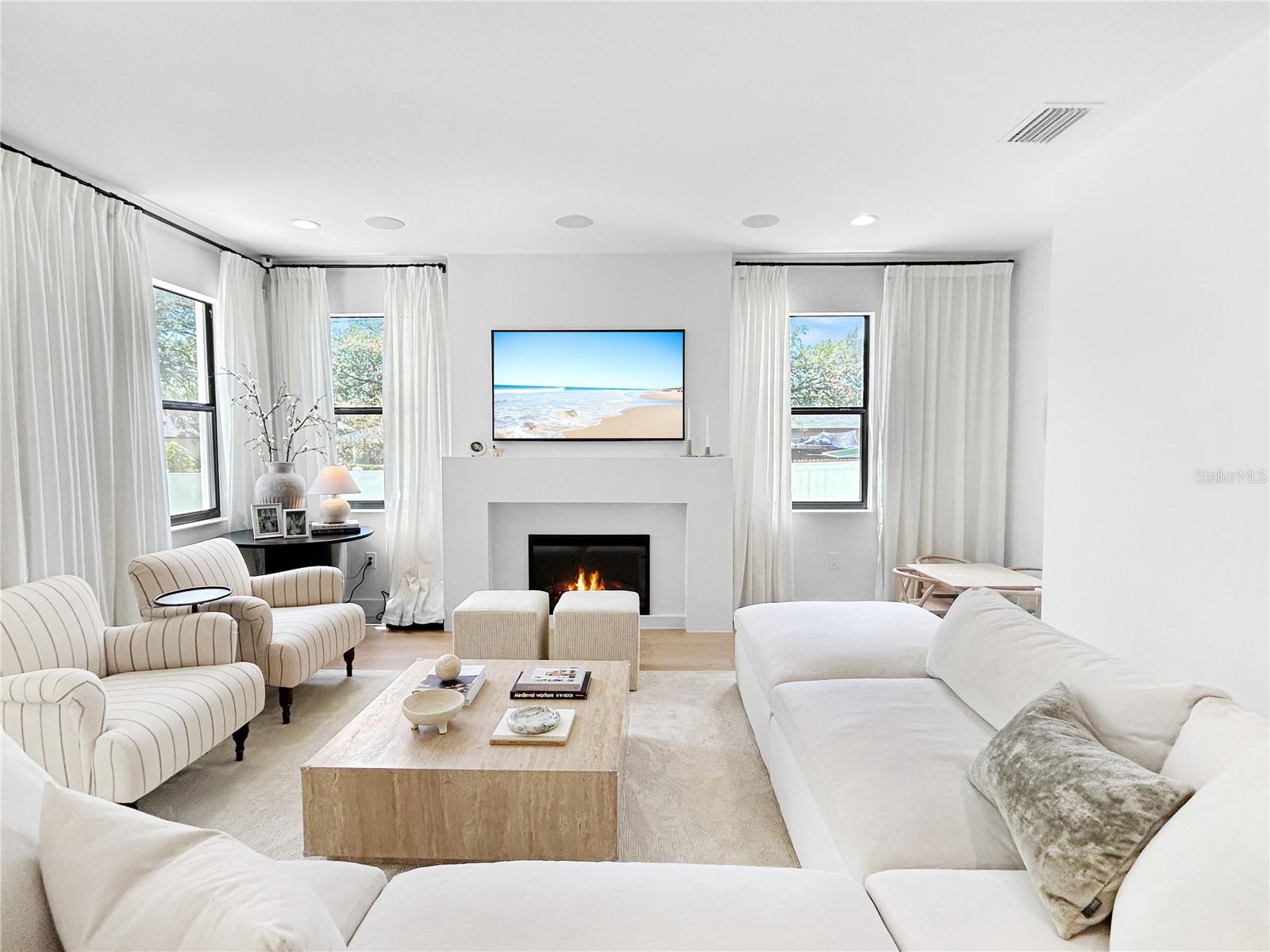 W E HAMNERS FOREST ACRES - Residential