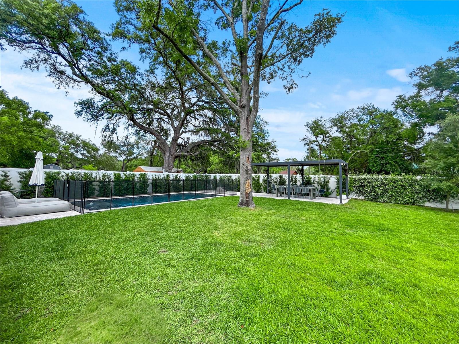 W E HAMNERS FOREST ACRES - Residential