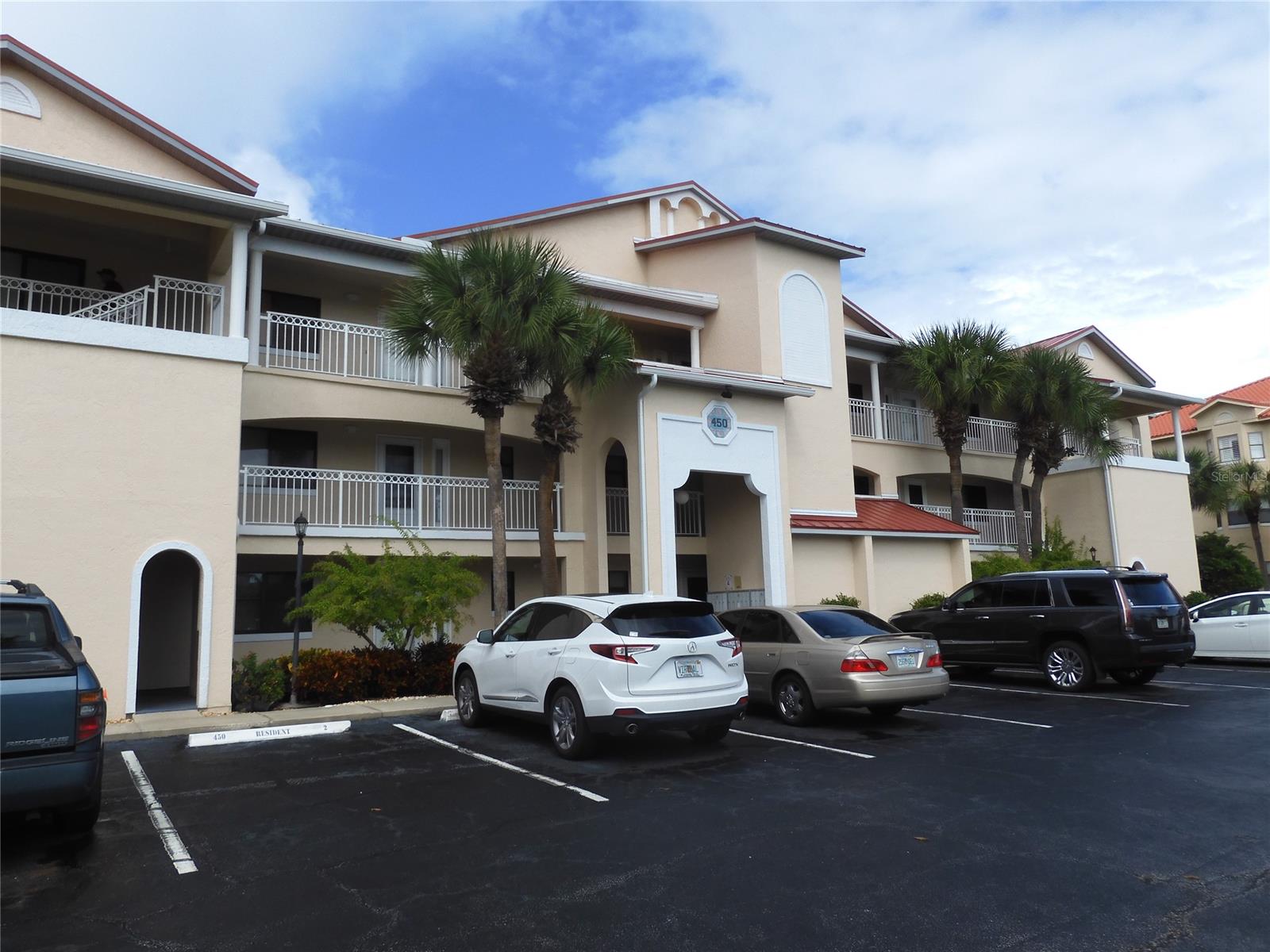 Bouchelle Island Condo - Residential