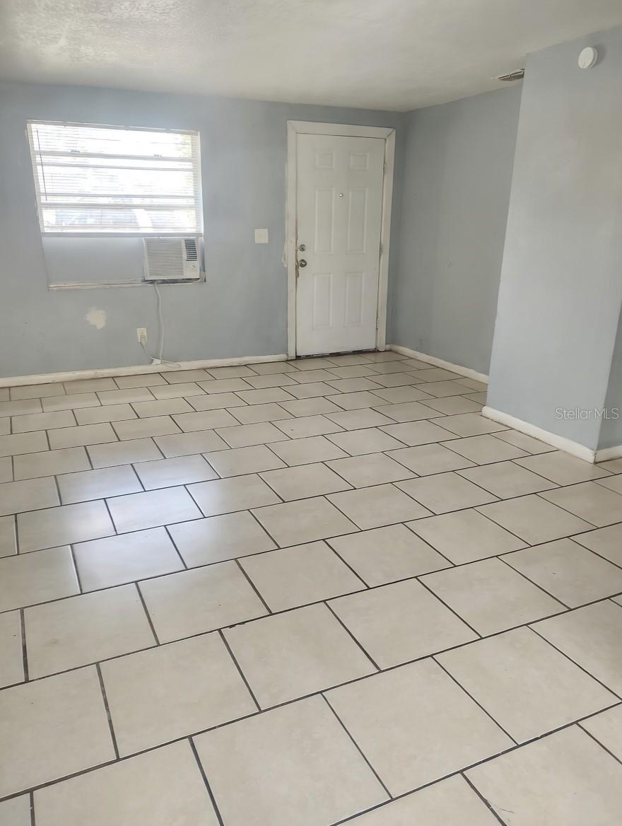 HILLSBOROUGH HEIGHTS EAST A RE - Residential Lease