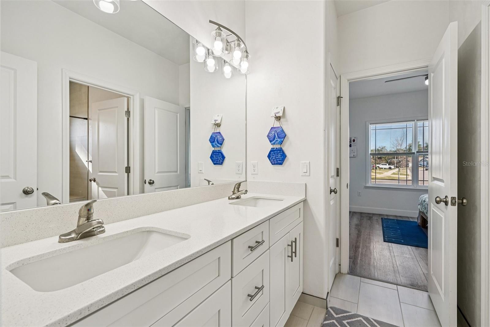 GRAND OAKS AT TOWER PH 2 PB 37 PG 63 - Residential