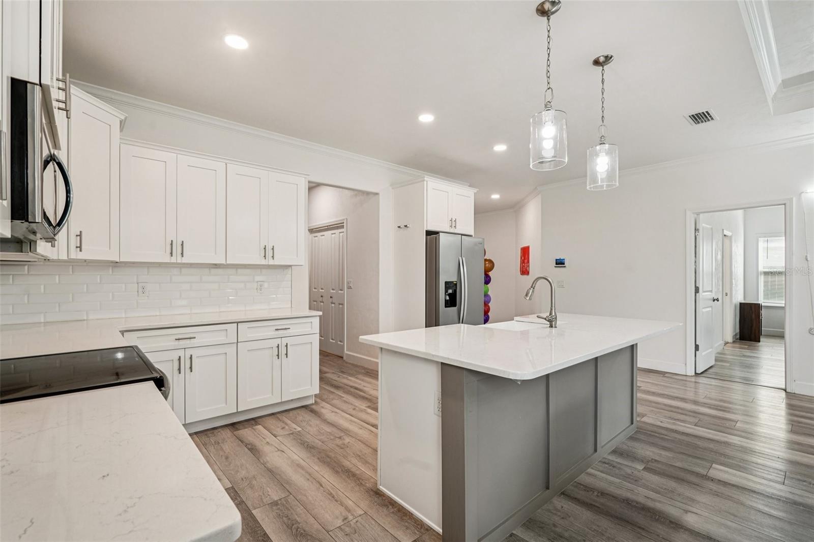 GRAND OAKS AT TOWER PH 2 PB 37 PG 63 - Residential